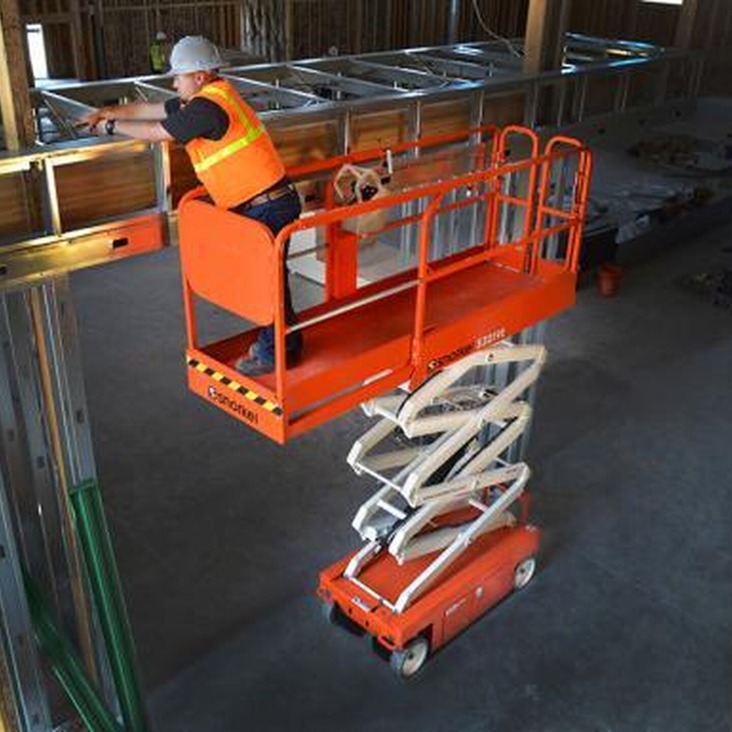 scissor lift hire Albany 